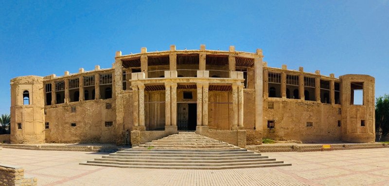 عمارت ملک