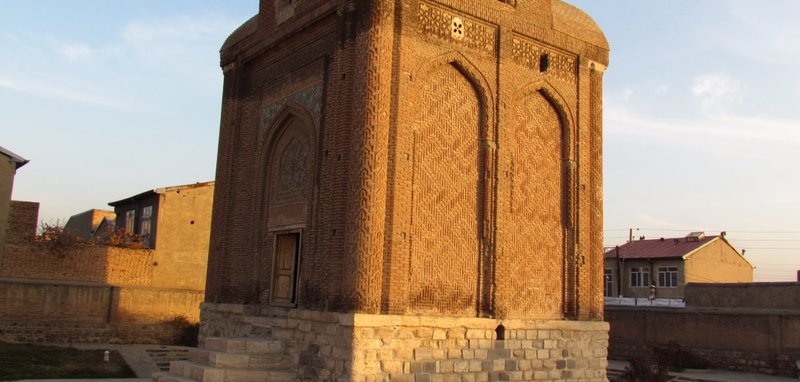 گنبد سرخ مراغه