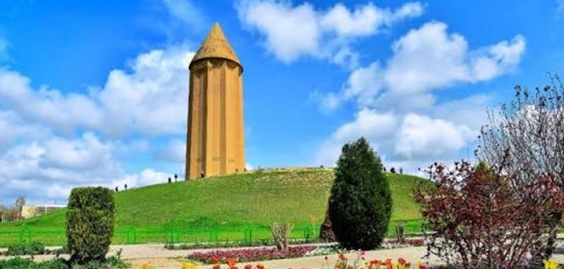 برج گنبد قابوس