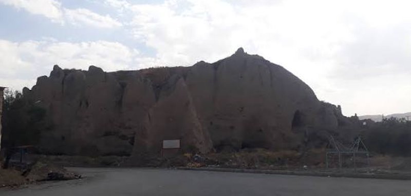 تپه باستانی گوراب