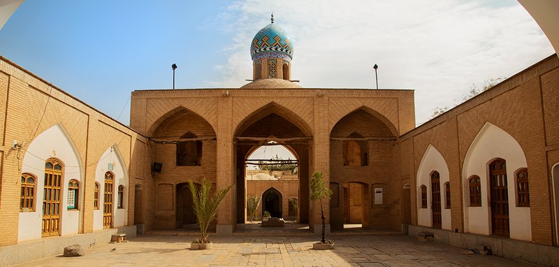 مسجد محمد جعفر اباده ای