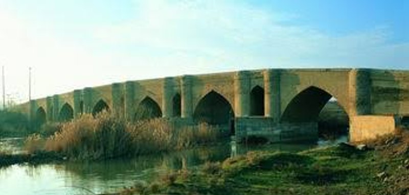 پل کهنه کرمانشاه (روی قرهسو)