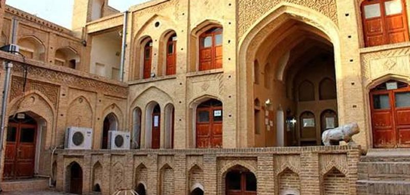 خانه تیزنو
