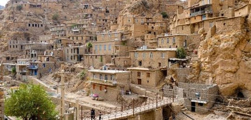 محوطه باستانی و قلعه پالنگان