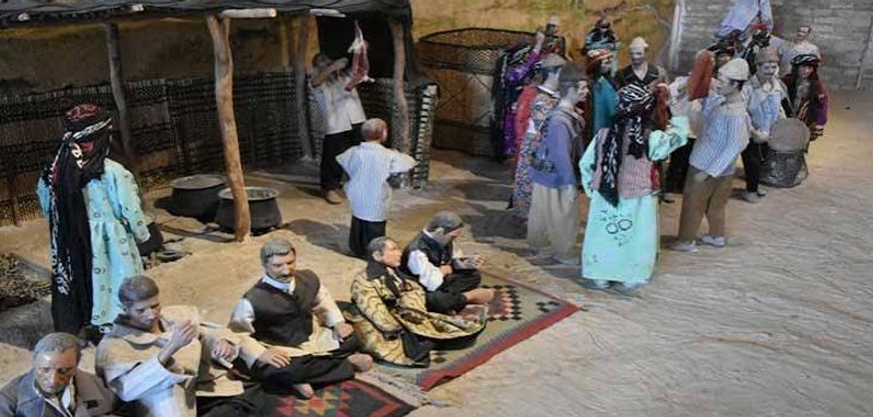موزه مردمشناسی و باستانشناسی خرمآباد
