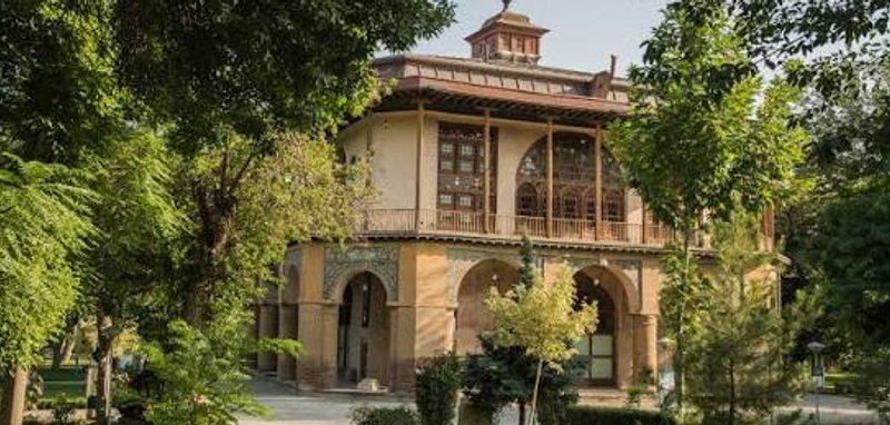 عمارت چهلستون قزوین