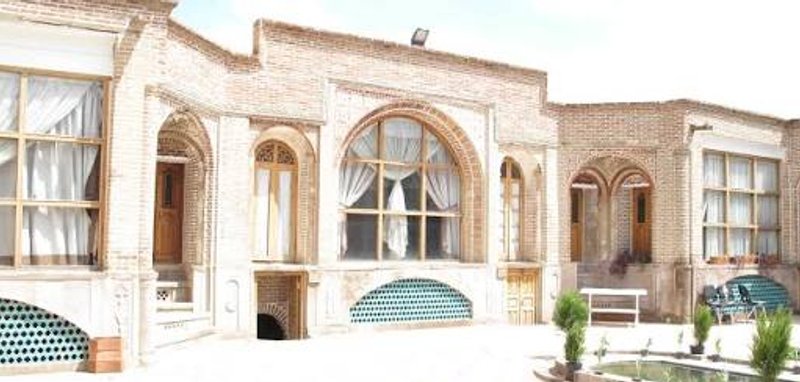 موزه اسناد و نسخ خطی (خانه یزدیها)