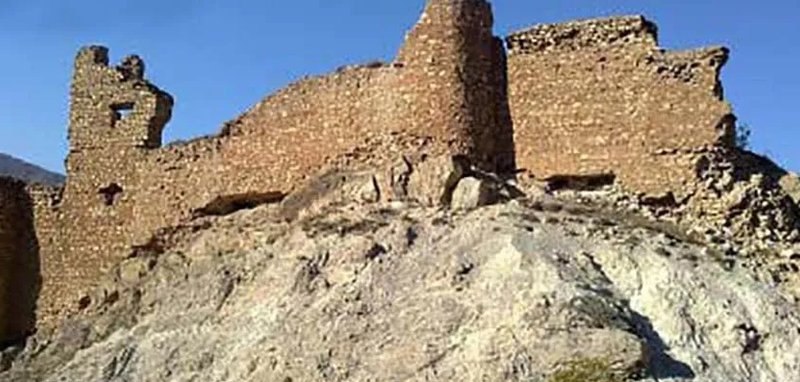 قلعه تاریخی دختر فیروزکوه