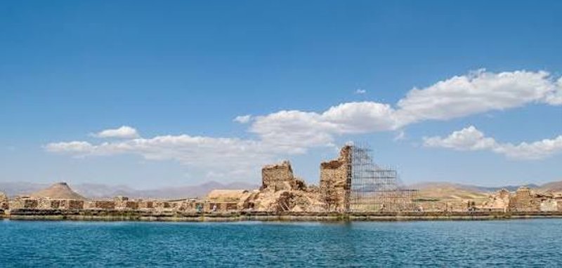 مجموعه باستانی تخت سلیمان